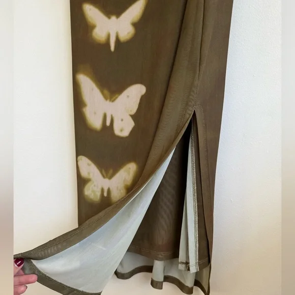 Superdown Jocelyn Butterfly Maxi Dress Brown Olive Butterfly Dress Small - Picture 13 of 15